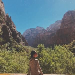 Meet your Posher, Janice linh